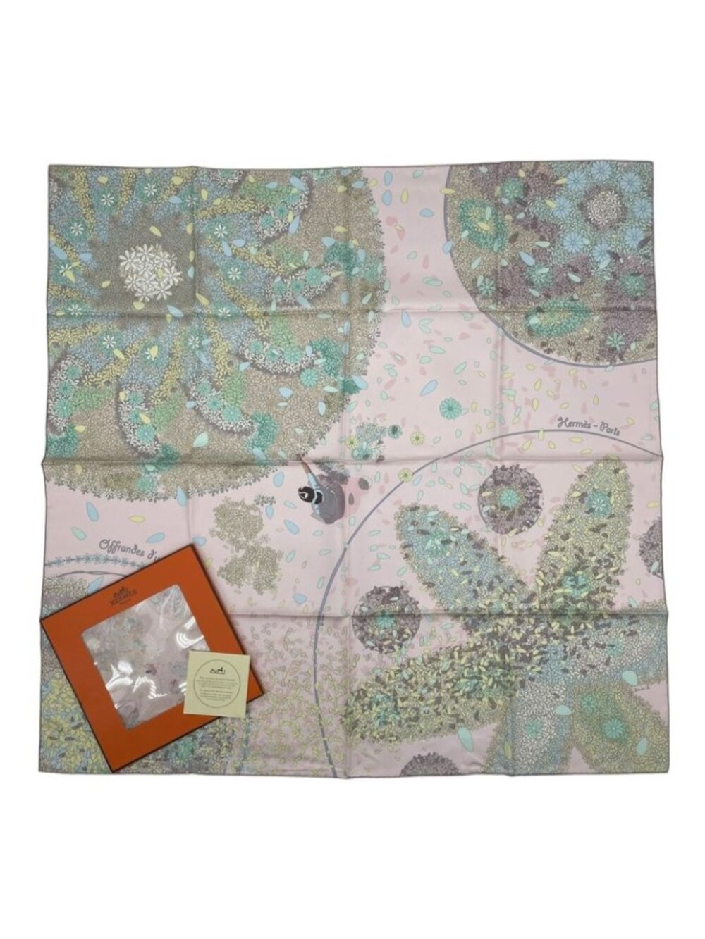 Hermes Scarf Carre 90 100% Silk Offrandes Dun Jour Flower Offering Pink Box
